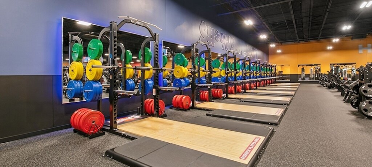 Crunch Fitness