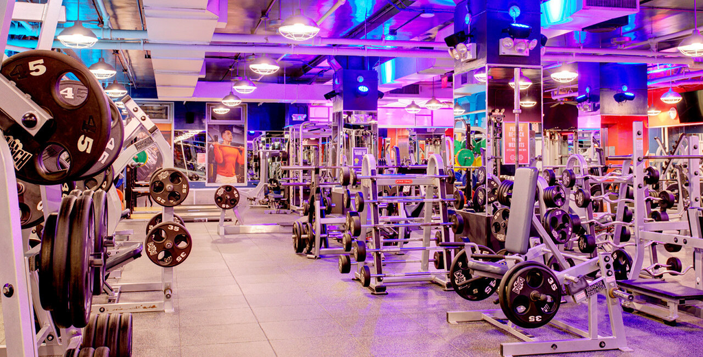 Crunch Fitness