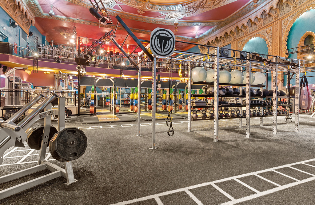Crunch Fitness