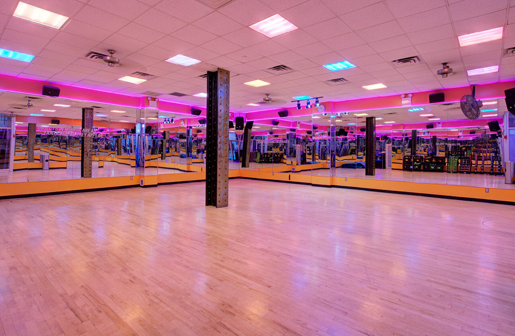 Crunch Fitness