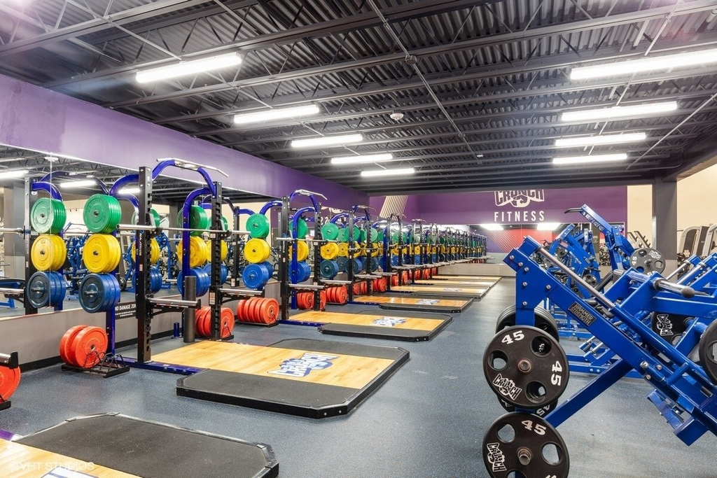 Crunch Fitness