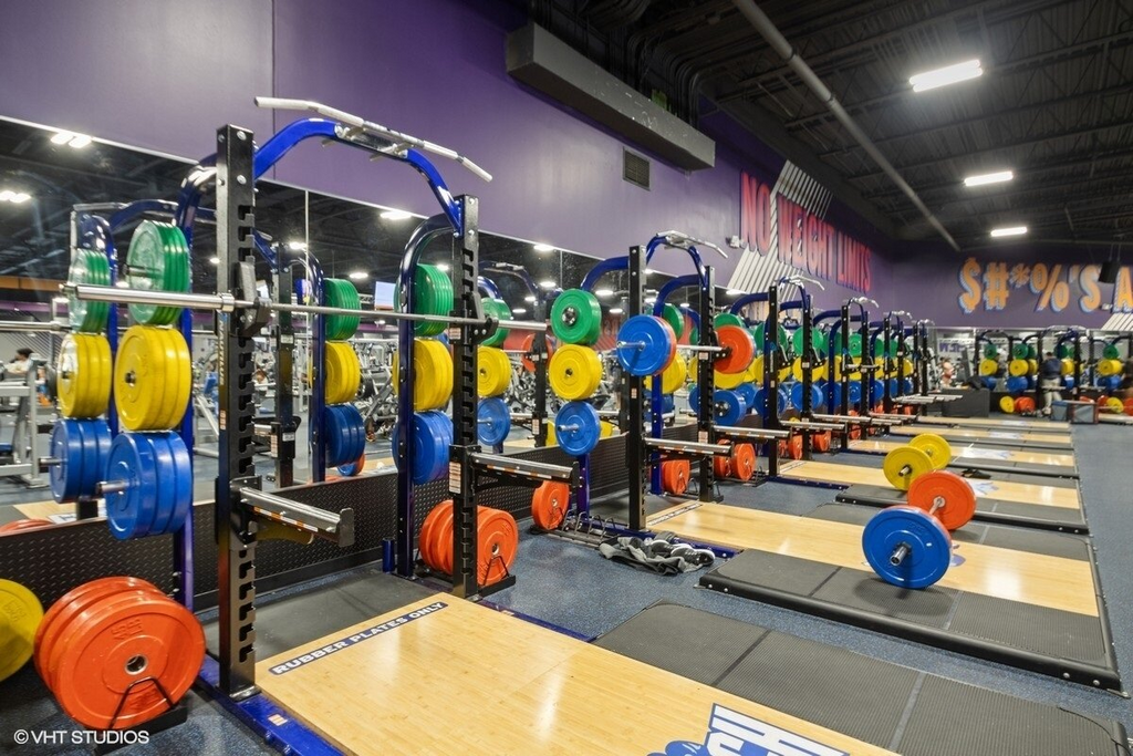 Crunch Fitness